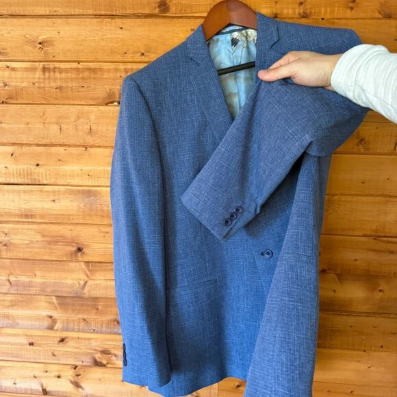 NWOT ASOS 1 button skinny notch lapel blazer with amazing bird print lining. - Picture 4 of 8